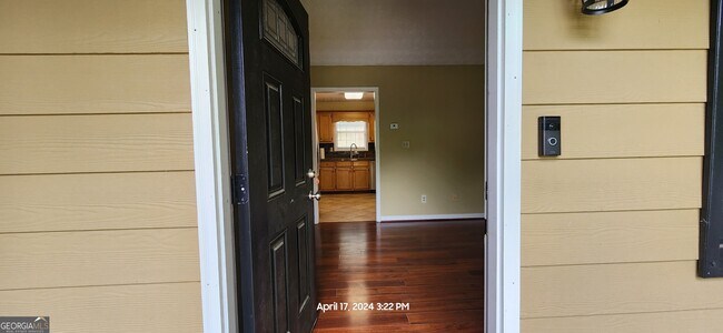 Foto del edificio - 705 Josh Ln