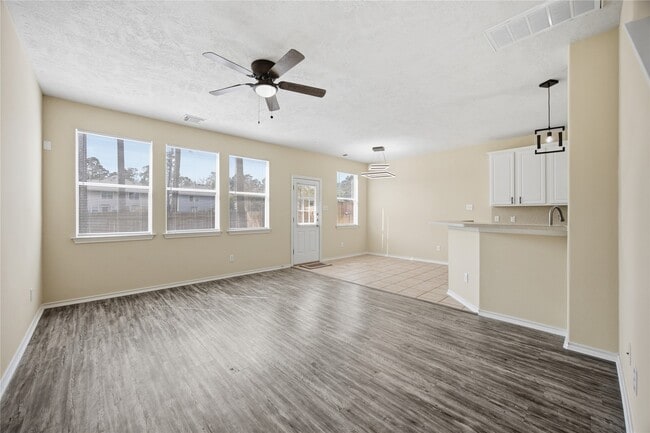 Building Photo - 59 E Stedhill Loop