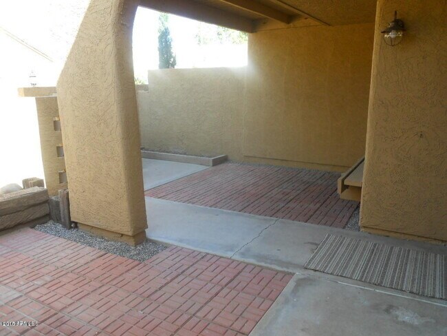 Foto del edificio - 8434 N Central Ave