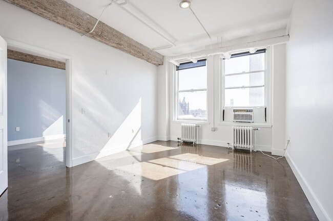 Interior Photo - Columbus Building