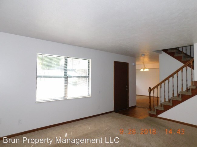 Building Photo - 504 Cross Creek Rd