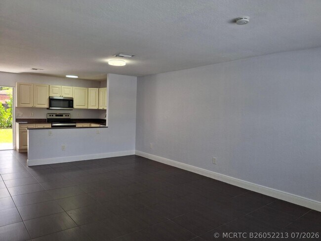 Foto del edificio - 3731 NW 110th Ave