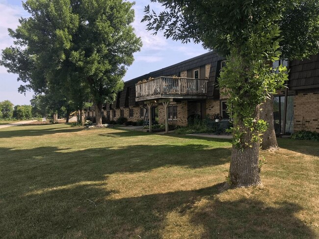 Foto del edificio - Crow's Nest Apartments