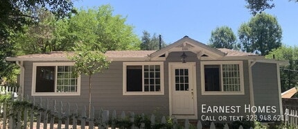 Building Photo - 2446 Liberty Ln