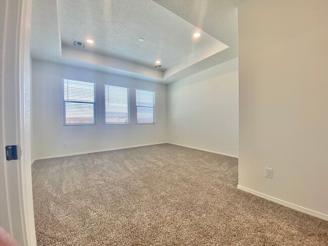 Building Photo - Newly Built 3 Bedroom