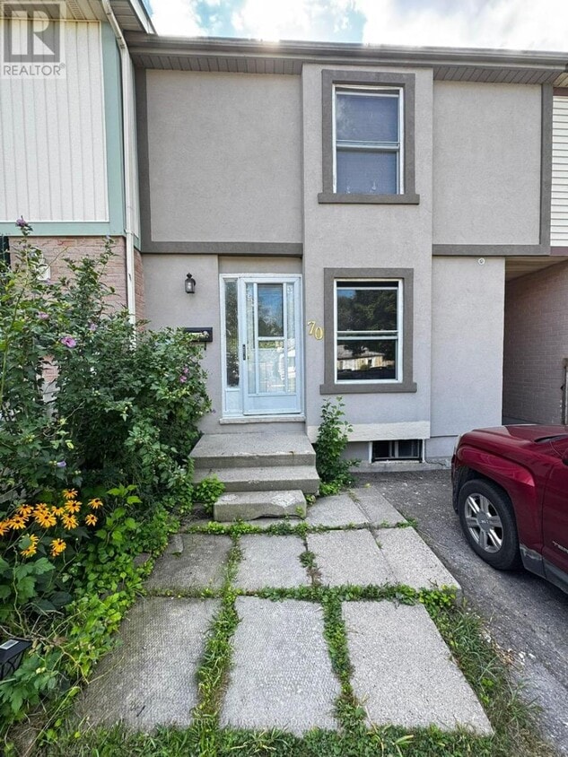 Primary Photo - 70 Adswood Rd