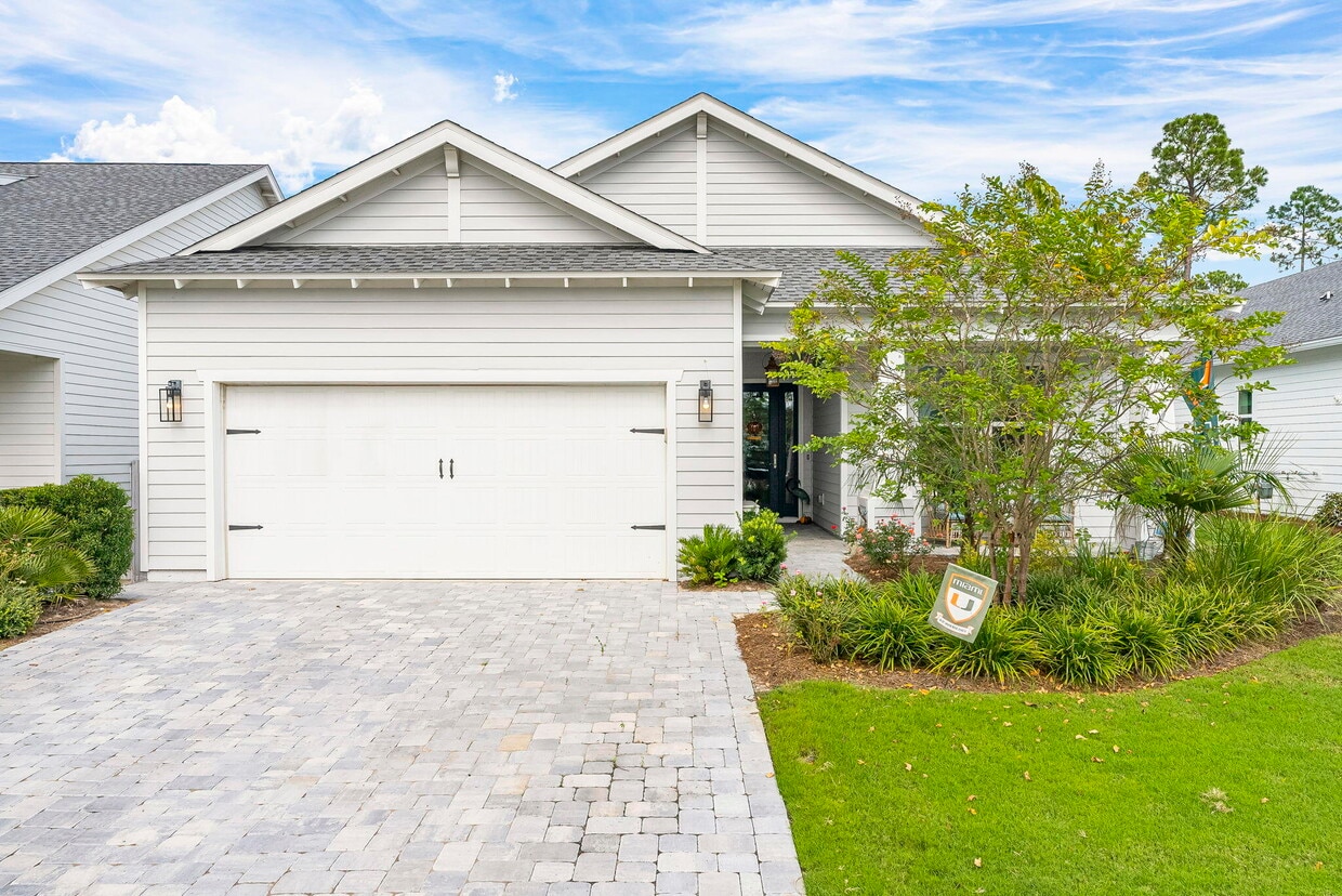 Foto principal - 119 Anastasia Cir