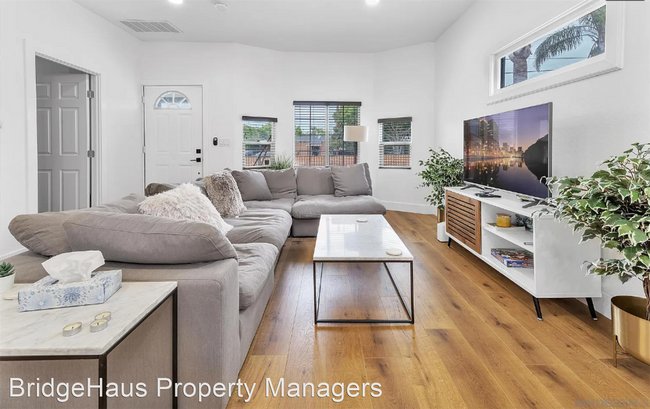 Foto del edificio - 4 br, 3 bath House - 19 Evans Street