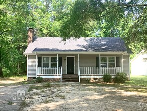 Building Photo - 213 Cedar Ct
