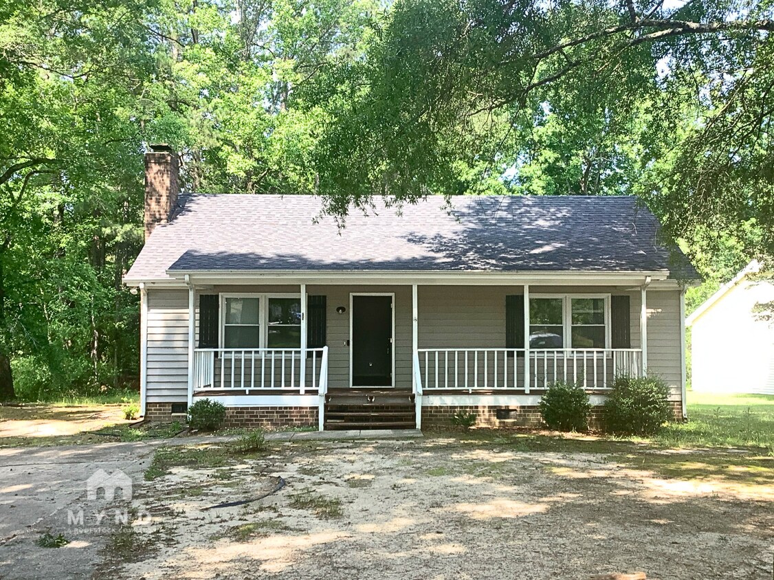 Foto principal - 213 Cedar Ct
