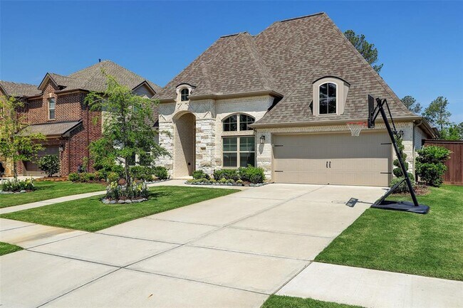 Building Photo - 16511 Whiteoak Canyon Dr