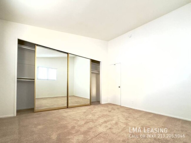 Building Photo - Charming 1-Bedroom Apartment in Prime Beve...