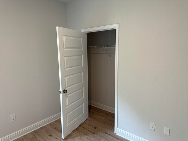 Foto del edificio - 214 Sea Eagle Ln