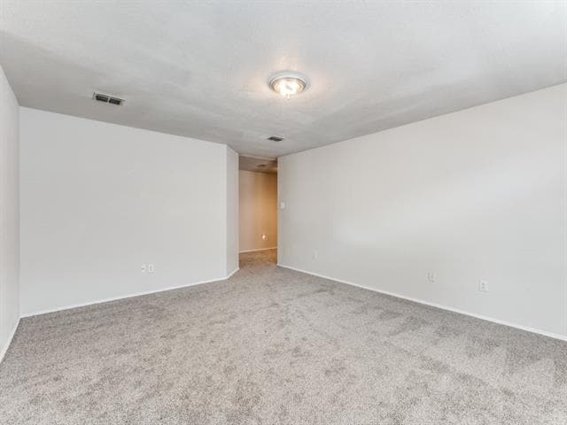 Foto del edificio - 1400 Royal Meadows Tr