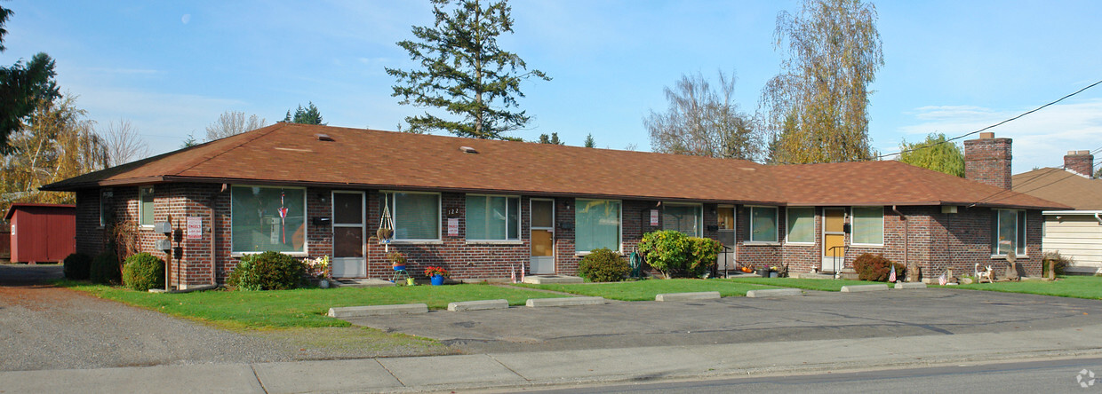 Primary Photo - 122 15th St SW