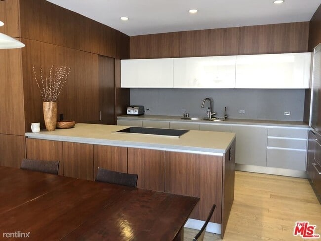 Building Photo - 2 br, 2 bath Condo - 515 Ocean Ave Unit 704N