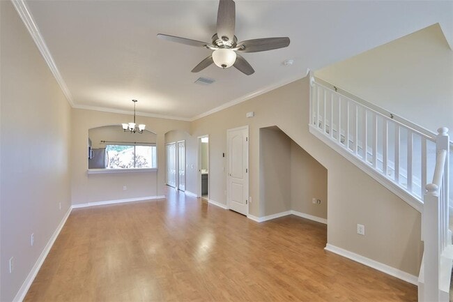 Building Photo - 12956 Kings Crossing Dr