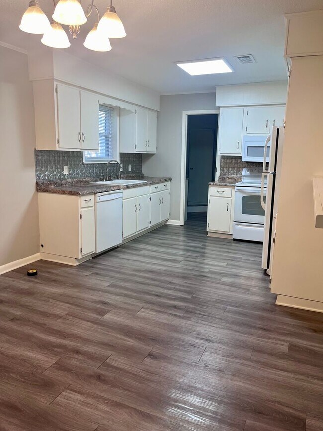 Foto del edificio - 4 Bedroom 2 Bathroom Home, Lonoke