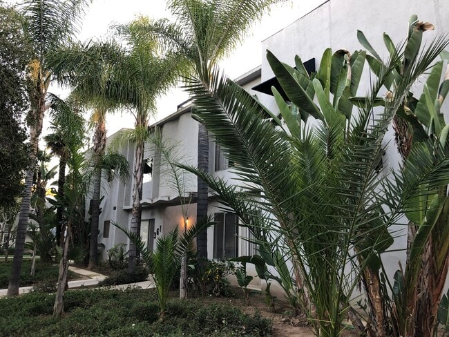 Building Photo - 361 Waldo Ave