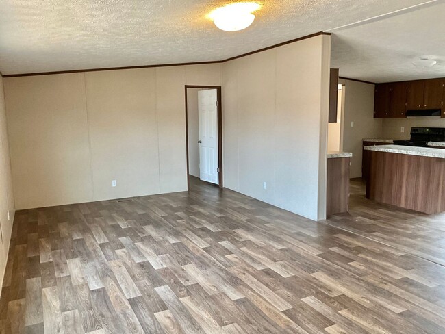 Foto del edificio - Doublewide Home  For Rent is Iron Station, NC