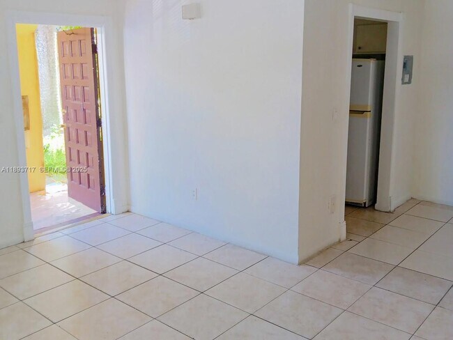 Foto del edificio - 1826 Cleveland St