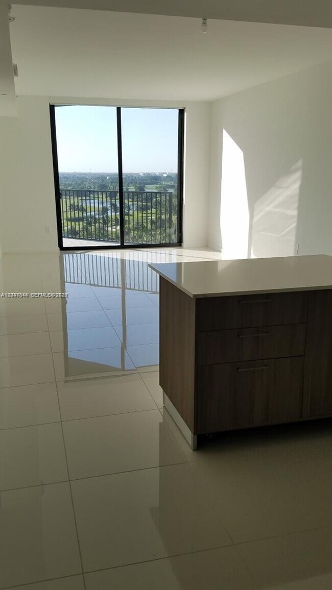 Building Photo - 5300 Paseo Blvd
