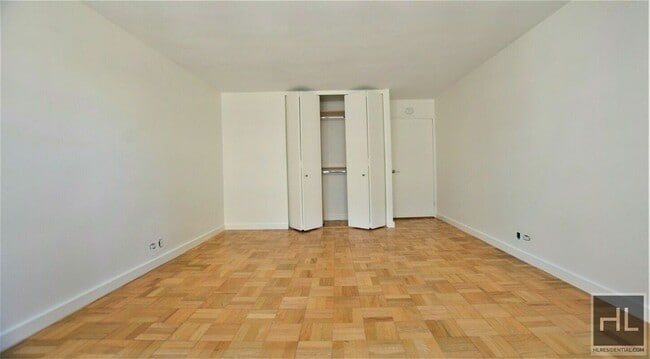 Building Photo - LUXURY 1 BED IN PRIME TURTLE BAY LOCATION!