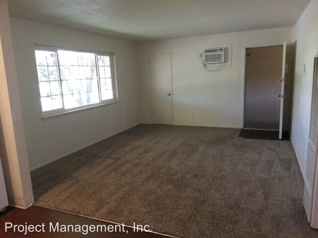 Building Photo - 4620 Marconi Ave