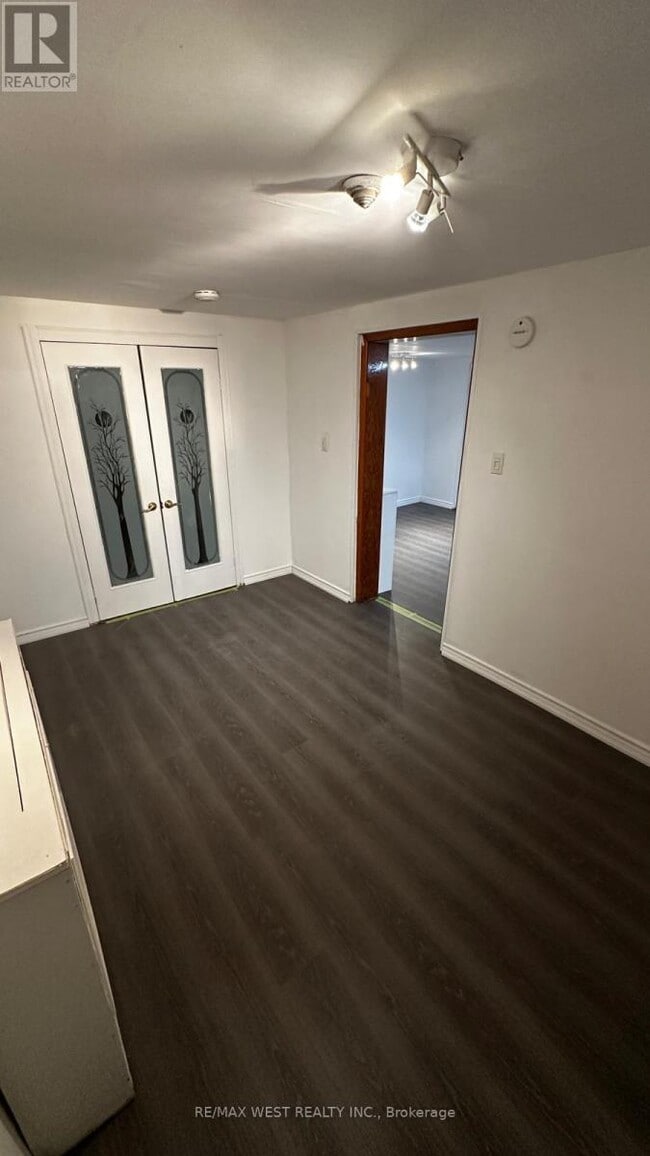 Building Photo - 93 Windermere Ave