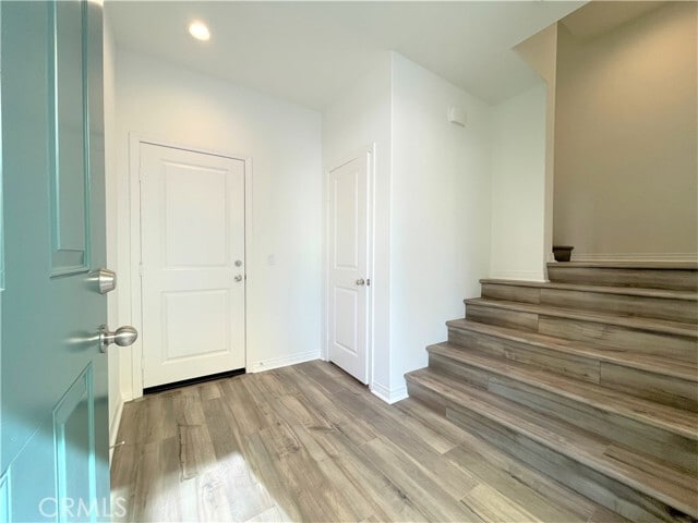 Building Photo - 152 Sawbuck