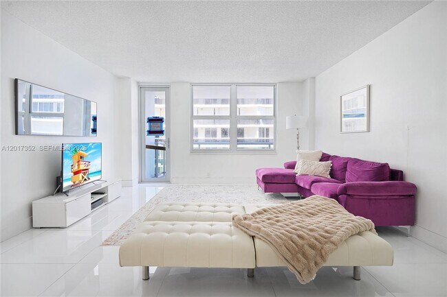 Foto del edificio - 9511 Collins Ave