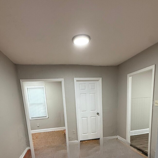 Foto del edificio - 14905 Kentfield St