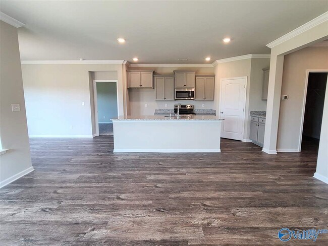Foto del edificio - 127 Sunlit Grove Dr