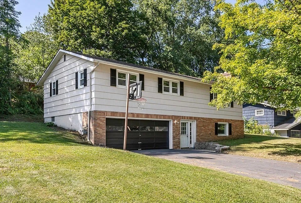 Photo - 115 Margo Ln (Fayetteville, NY)