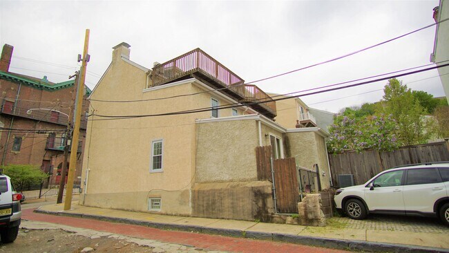 Foto del edificio - 157 Gay St