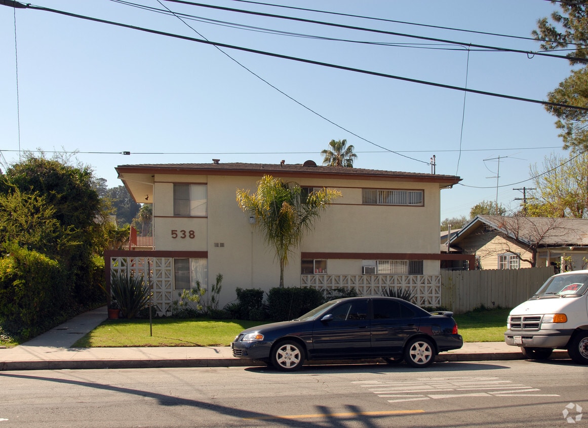 Primary Photo - 538 E Palmer Ave