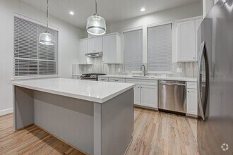 Building Photo - 2808 Grand Fountains Dr