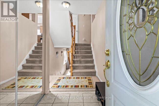 Photo du bâtiment - 2561 Gill Crescent