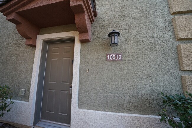 Foto del edificio - Showings Start 6/1/25