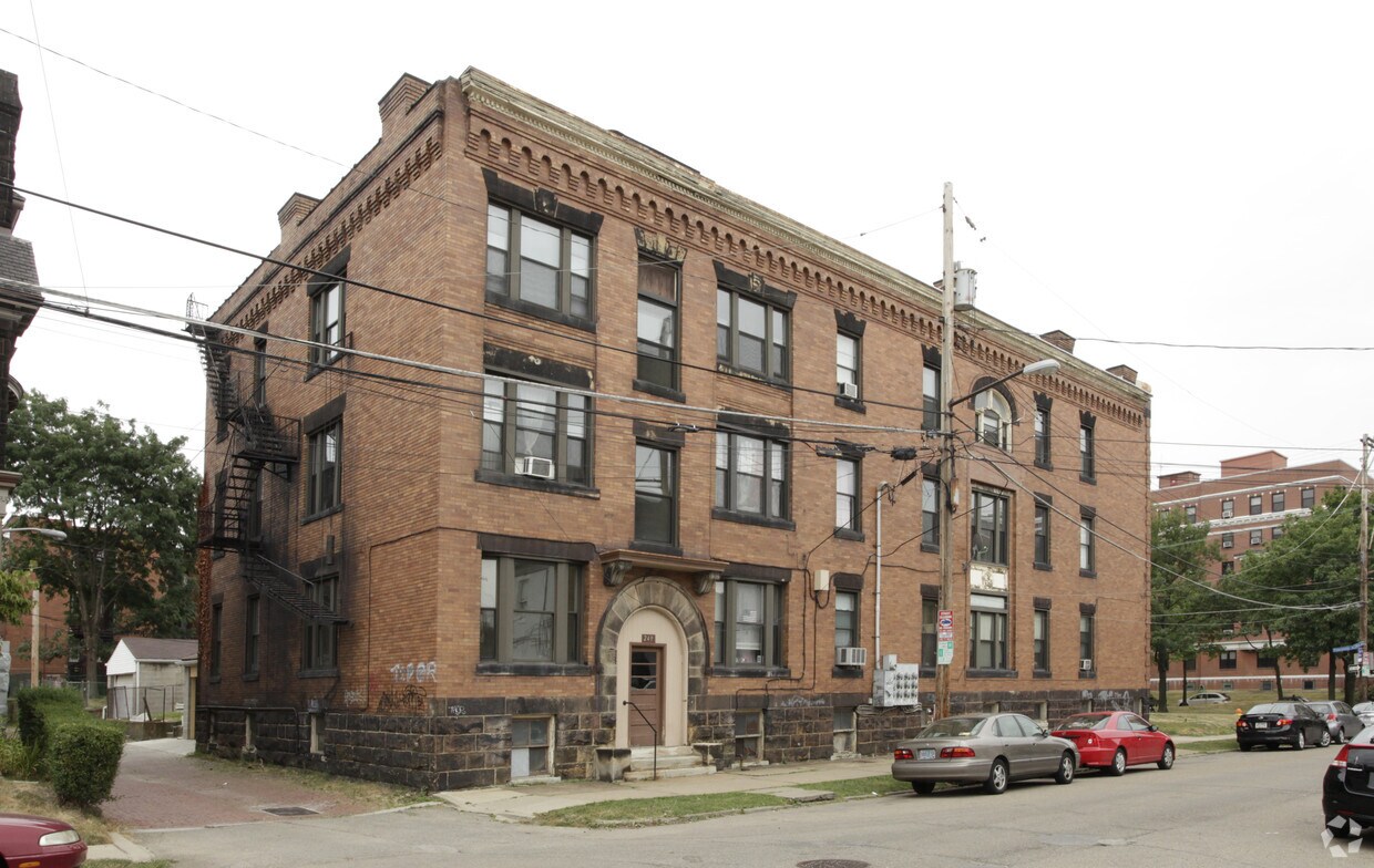 Building Photo - 4901 Friendship Ave