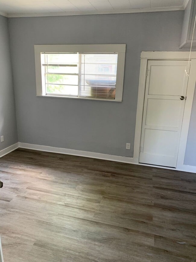 Foto del edificio - 1409 10th St