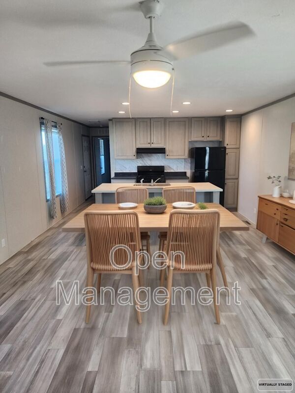 Foto del edificio - 511 E 1st St