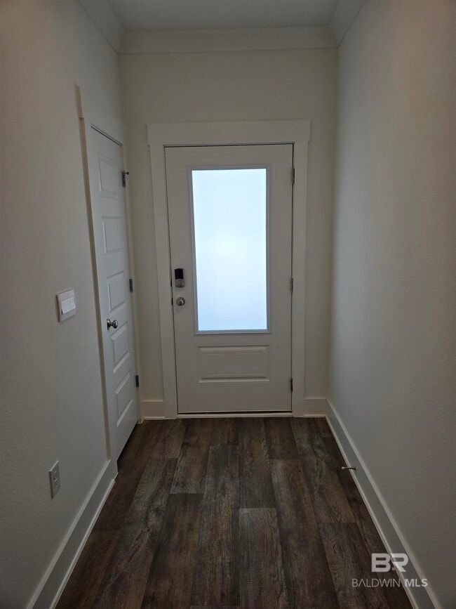 Building Photo - 14746 Dayton Cir