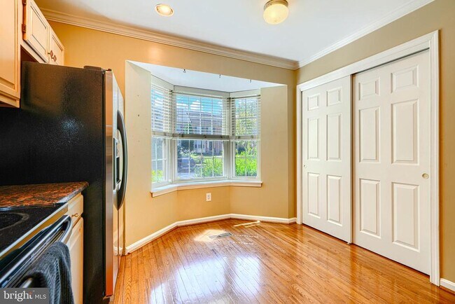 Foto del edificio - 30 Old Forge Ct