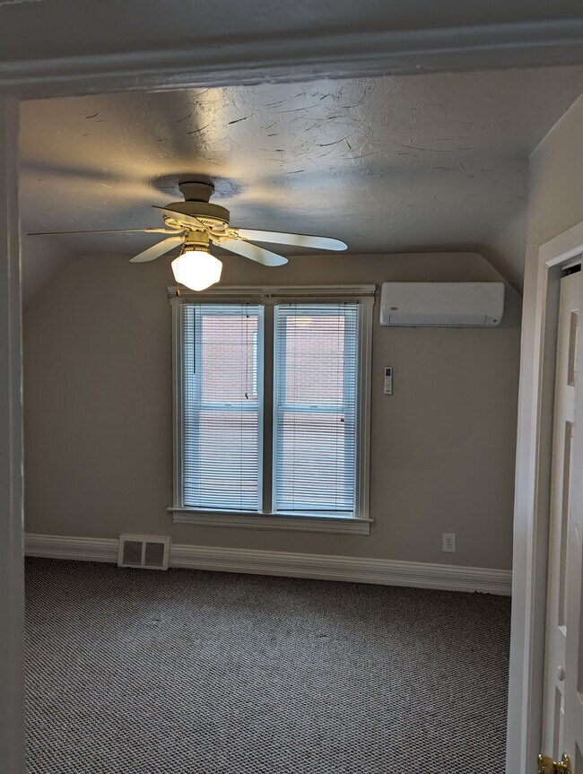 bedroom #1 - 1313 Mason St