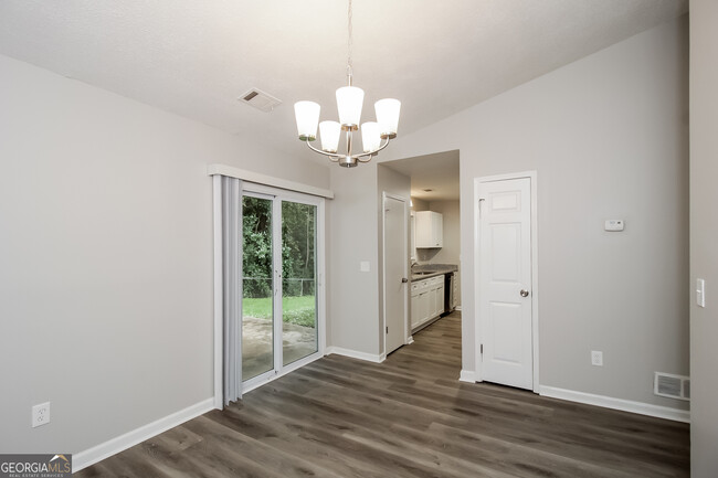 Foto del edificio - 3203 Craven Ridge Dr