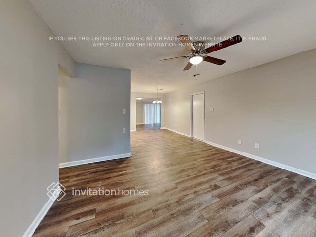 Building Photo - 721 Utoy Cir SW