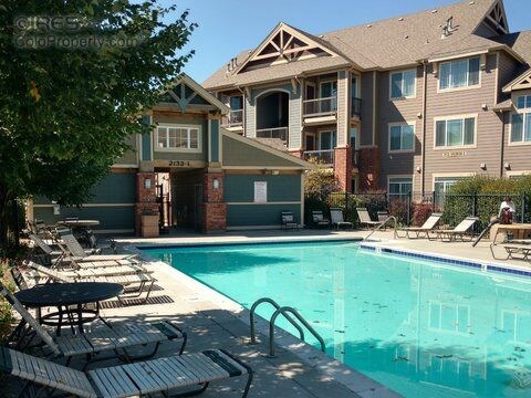 Building Photo - 2445 Windrow Dr
