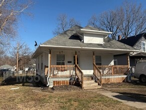 Building Photo - 1532 Whittier St
