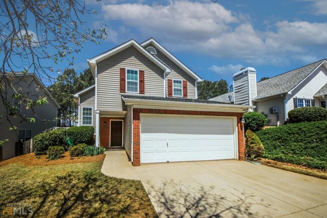 Building Photo - 121 Stoneforest Dr